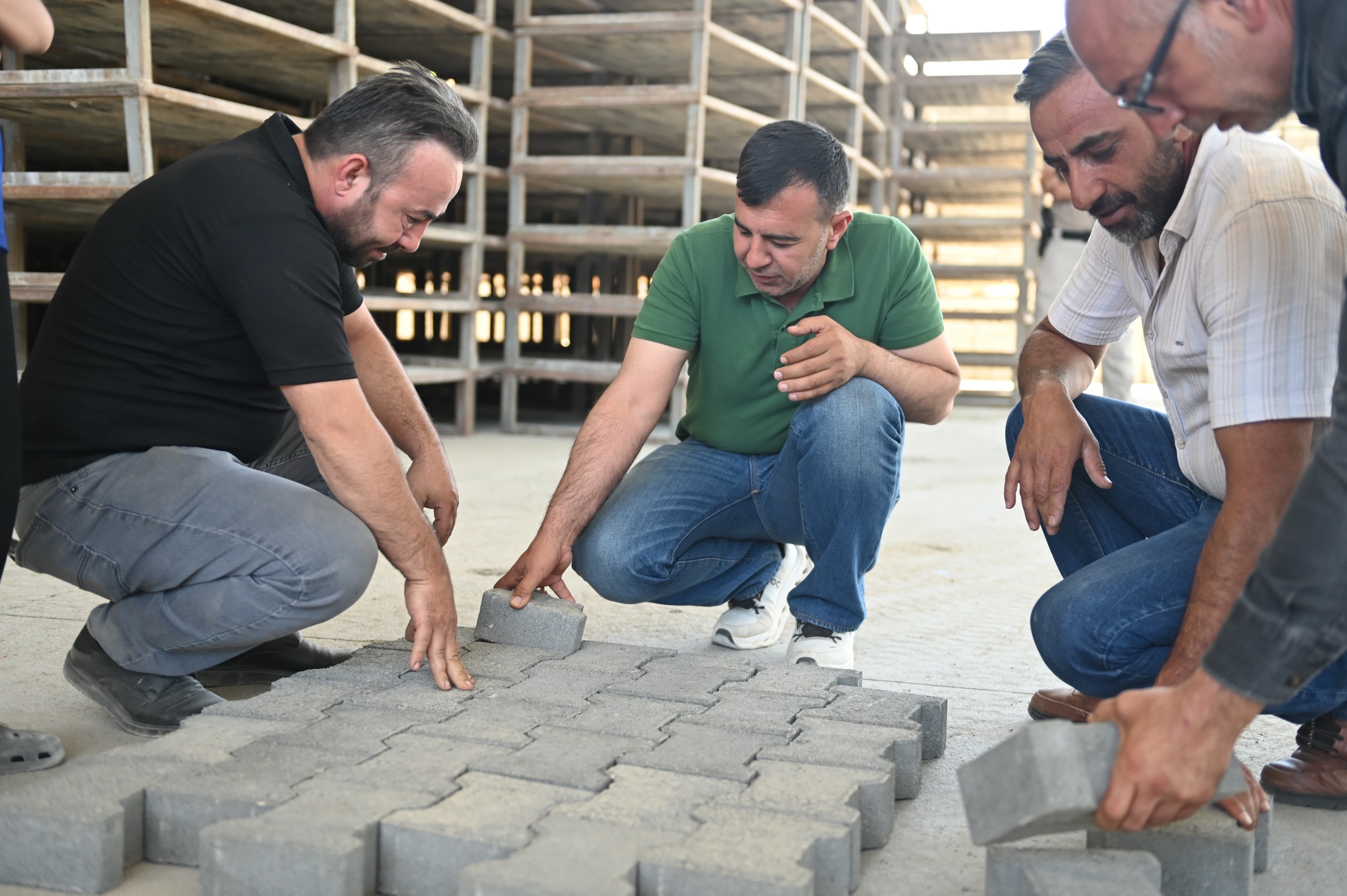 PÜTÜRGE BELEDİYE BAŞKANI MİKAİL SÜLÜK’TEN ÜRETİM TESİSİNE ZİYARET 