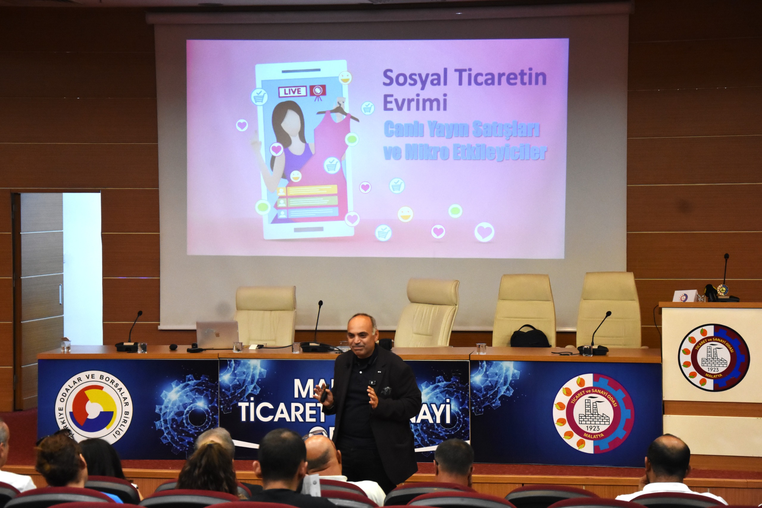 Malatya TSO’da “E-Ticaret ve Yapay Zeka Konferansı” düzenlendi