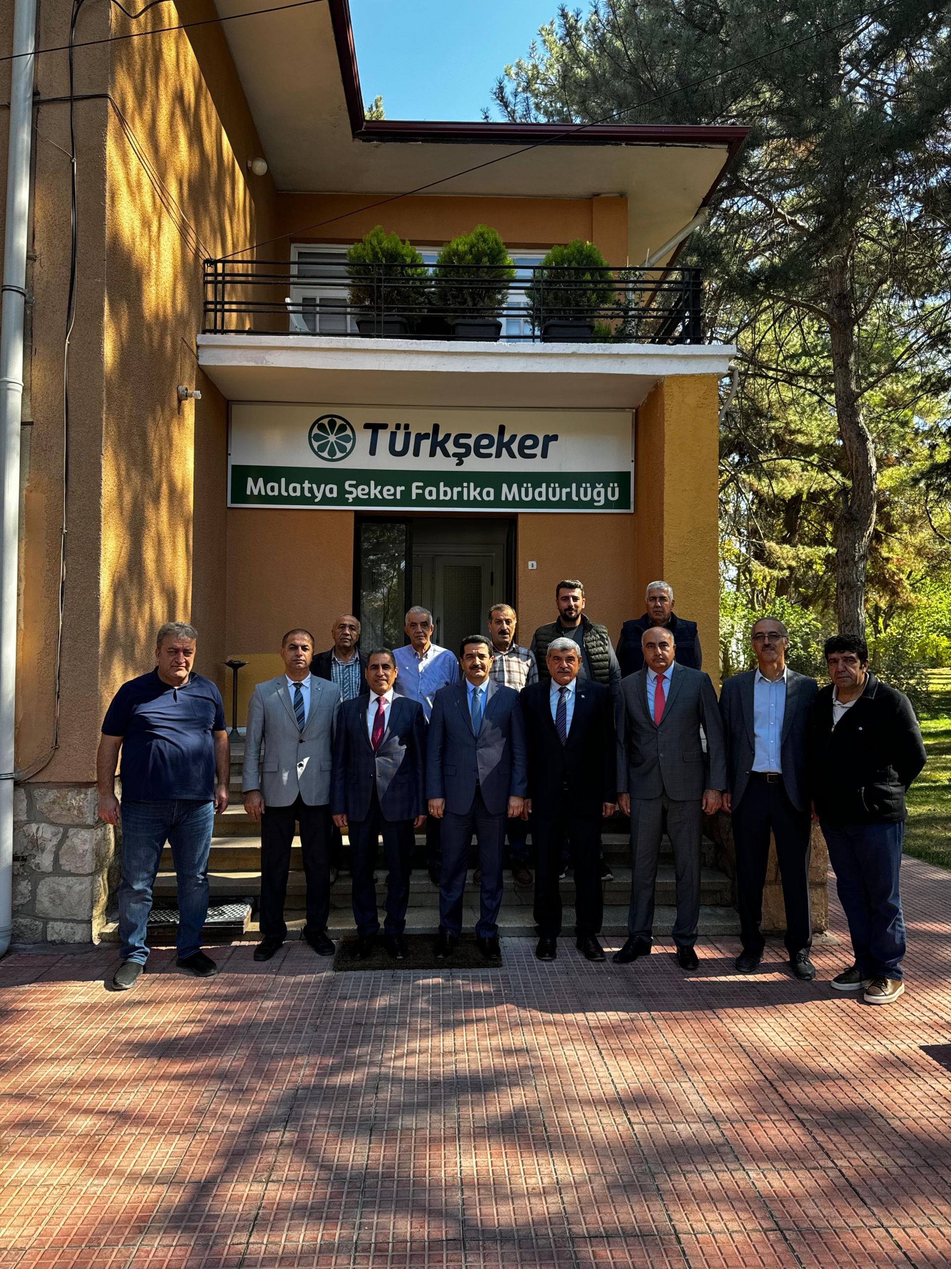 BAŞKAN TAŞKIN’DAN ŞEKER FABRİKASINA ZİYARET 