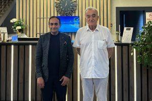 TANINMIŞ SİYASETÇİ H. CEMAL AKIN’DAN AKGÜL OTEL’E ZİYARET 