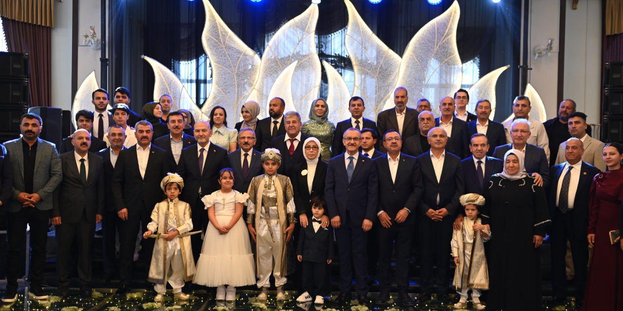 BAŞKAN MİKAİL SÜLÜK’ÜN OĞULLARININ SÜNNET MERASİMİNE YOĞUN KATILIM 