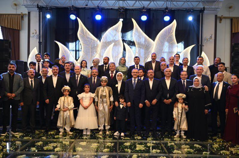 BAŞKAN MİKAİL SÜLÜK’ÜN OĞULLARININ SÜNNET MERASİMİNE YOĞUN KATILIM 