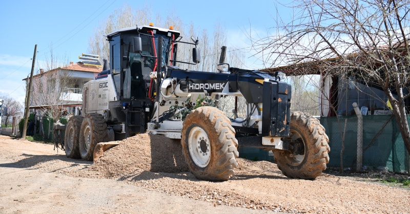 BAŞKAN GEÇİT, “DİLEK MAHALLESİ’NDE YOL KALİTESİ YÜKSELİYOR”